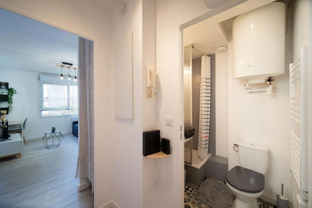 Fully Equipped Apartment St Charles Train Station Marseille Exterior photo